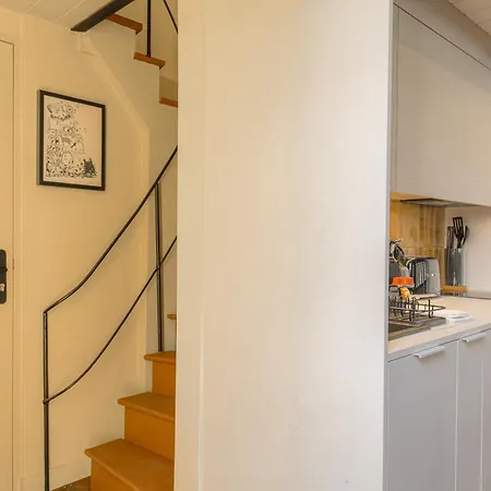 Duplex Lumineux Et Authentique, Vieux-lyon شقة